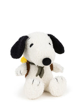 Cargar imagen en el visor de la galería, Snoopy with Woodstock in Backpack - 20 cm - 8
