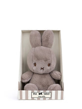 Cargar imagen en el visor de la galería, Cozy Miffy in giftbox Grey - 23 cm - 9
