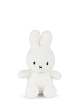 Cargar imagen en el visor de la galería, Miffy ECO Cotton Candy  White - 23 cm - 9&#39;&#39;
