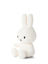 Cargar imagen en el visor de la galería, Miffy Corduroy White 33 cm - 13&#39;&#39;
