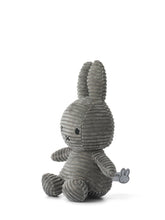 Cargar imagen en el visor de la galería, Miffy Corduroy Grey 23 cm - 9&#39;&#39;
