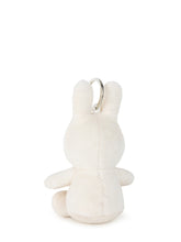 Cargar imagen en el visor de la galería, Miffy Rainbow Keychain Offwhite - 10 cm - 4
