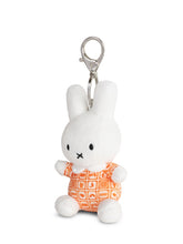 Cargar imagen en el visor de la galería, Miffy Dutch Orange keychain - 10 cm - 4''
