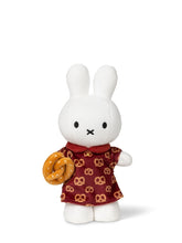 Cargar imagen en el visor de la galería, Miffy Standing Pretzel Dress - 24 cm - 9,5
