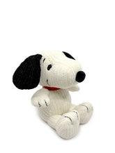 Cargar imagen en el visor de la galería, Snoopy Chenille Cream - 19 cm - 7,5
