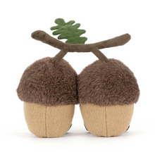 Cargar imagen en el visor de la galería, Bellotas bosque  / Amuseables Ort &amp; Tum Acorns Jellycat 18x18x6 cm

