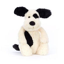 Cargar imagen en el visor de la galería, Perro blanco y negro  / Bashful Rufferty Black &amp; Cream Puppy Original Jellycat 31x12 cm ( a partir 22 de junio)
