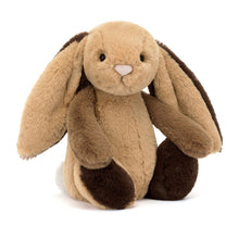 Cargar imagen en el visor de la galería, Conejo Patchwork   / Bashful Patchwork Brown Bunny Original Jellycat  32x12x9 cm
