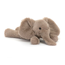 Cargar imagen en el visor de la galería, Elefante tumbado   / Smudge Tiny Elephant Jellycat  13x5x6 cm
