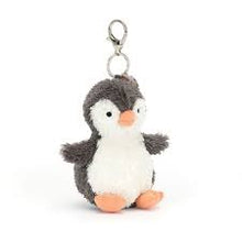 Cargar imagen en el visor de la galería, Jellycat la Augustina Barcelona peluches jellycat la Augustina Barcelona España toys jellycat la Augustina Barcelona Spain  bolsos jellycat  la Augustina Barcelona , charms jellycat la augustina, llaveros  jellycat la augustina 
