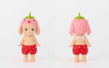 Cargar imagen en el visor de la galería, Strawberry Love Series Sonny Angel edicion limitada
