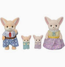 Cargar imagen en el visor de la galería, Familia zorro  / Fennec Fox Family  Sylvanian Families
