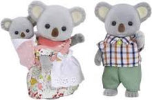 Cargar imagen en el visor de la galería, Familia koala /  Koala Family  Sylvanian Families
